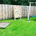 別荘 Tolles In Mit Garten By Interhome